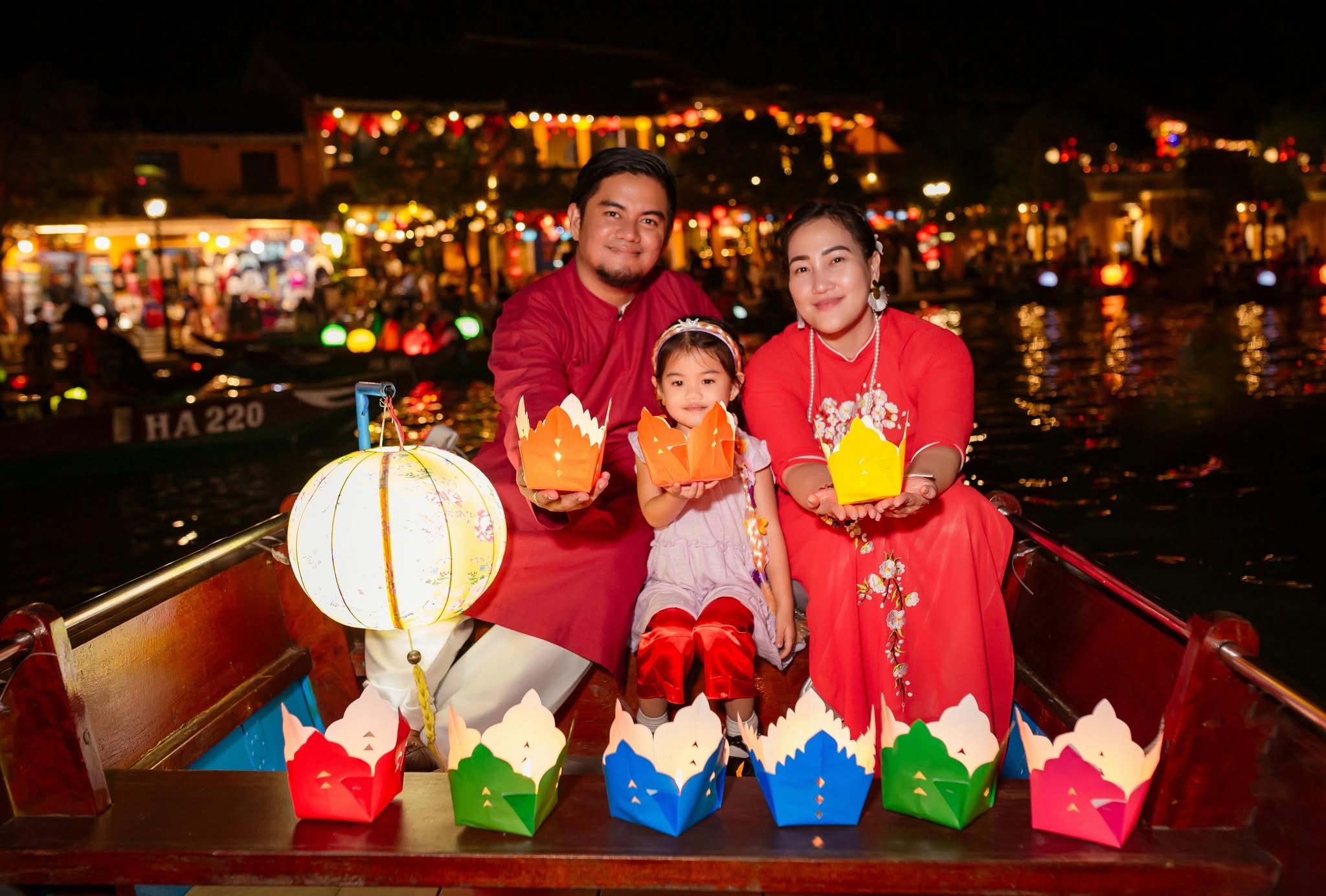 Hanoi, Ha Long Bay, Ba Na Hills Golden Bridge and Ho Chi Minh City - 8-Day Grand Vietnam Tour for Indians