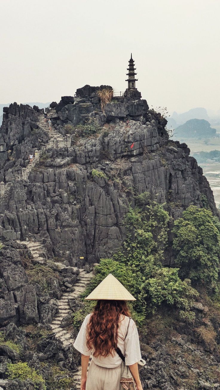 Ninh Binh - Mua Caves